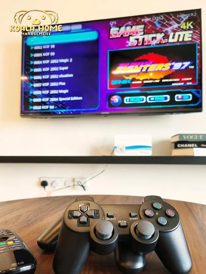 New!! Bali B1606 I Golden Black I Netflix I Video Game I 2-4Pax I 5Minjonker Apartment Malacca